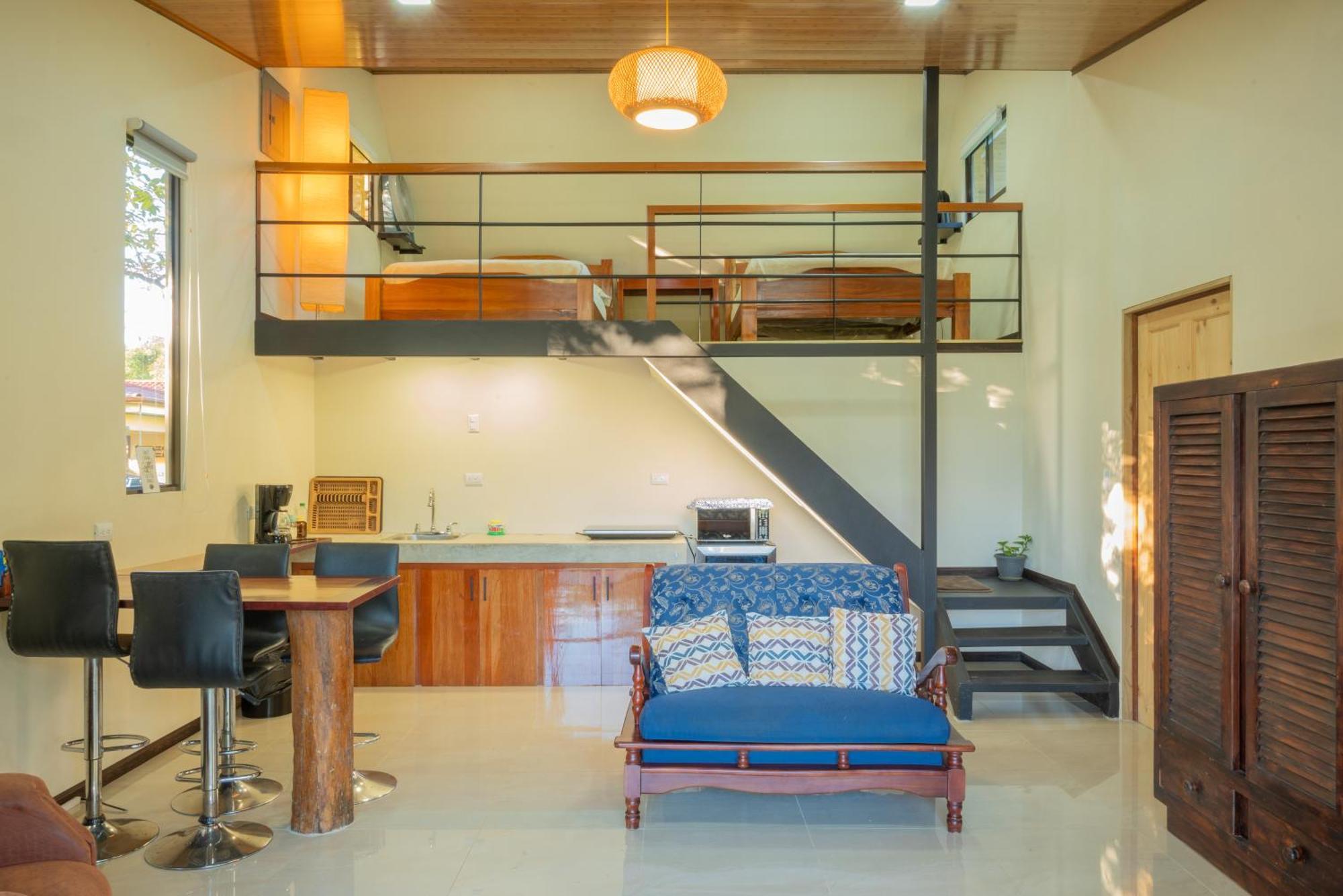 Modern Loft Inside A Beautiful Farm General Viejo Exterior foto