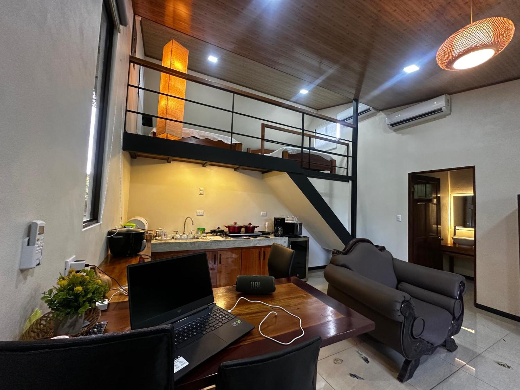Modern Loft Inside A Beautiful Farm General Viejo Exterior foto